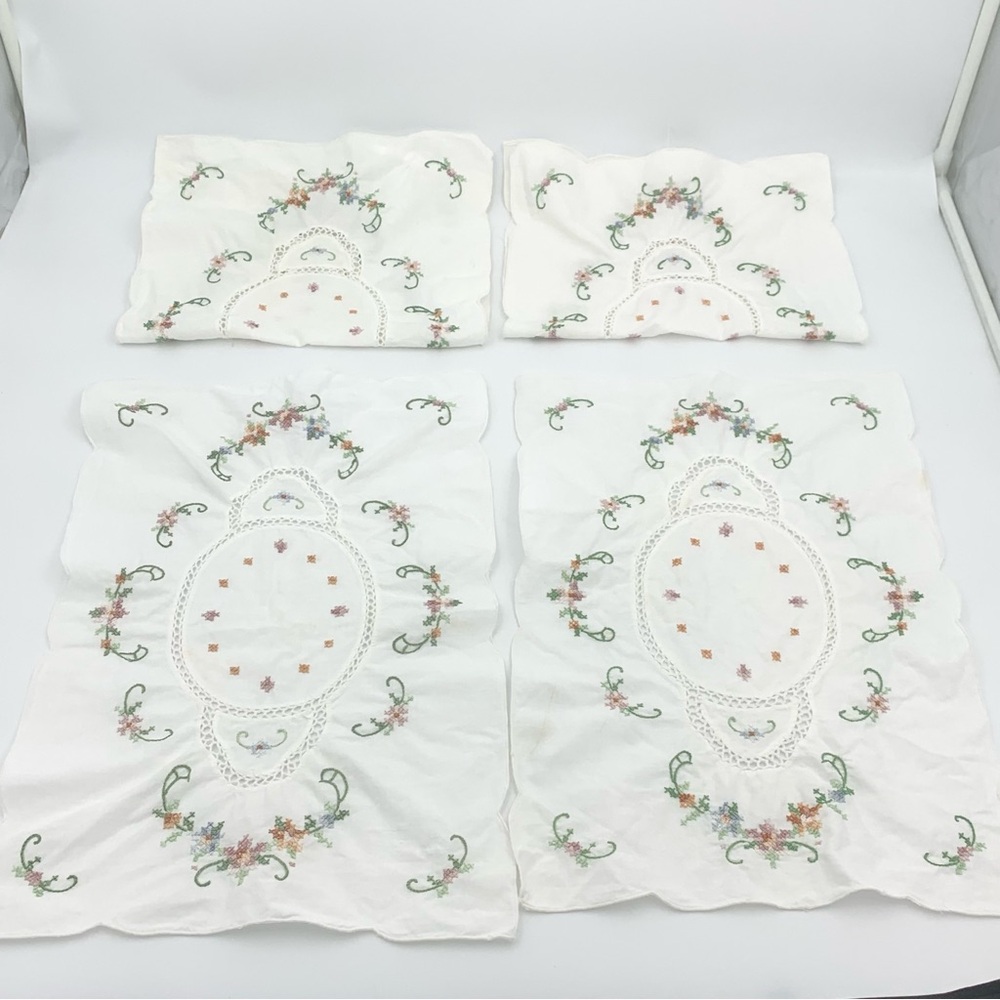 4 Vintage Peking Handicrafts Cotton Embroidered Tea Napkins Place Mats Linens